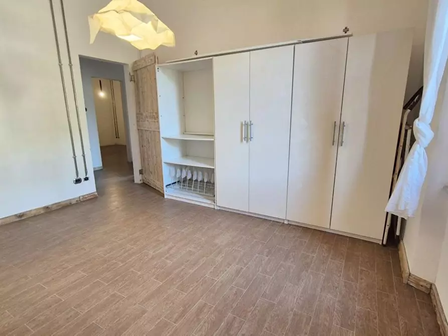 Immagine 106 di Casa colonica in vendita  a Camaiore