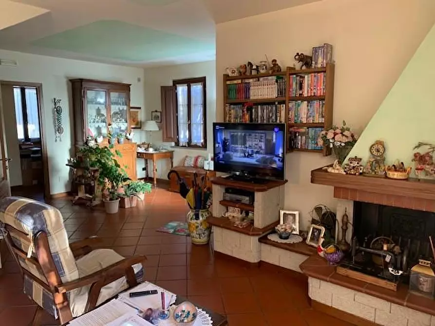 Immagine 4 di Villetta a schiera in vendita  a Buggiano