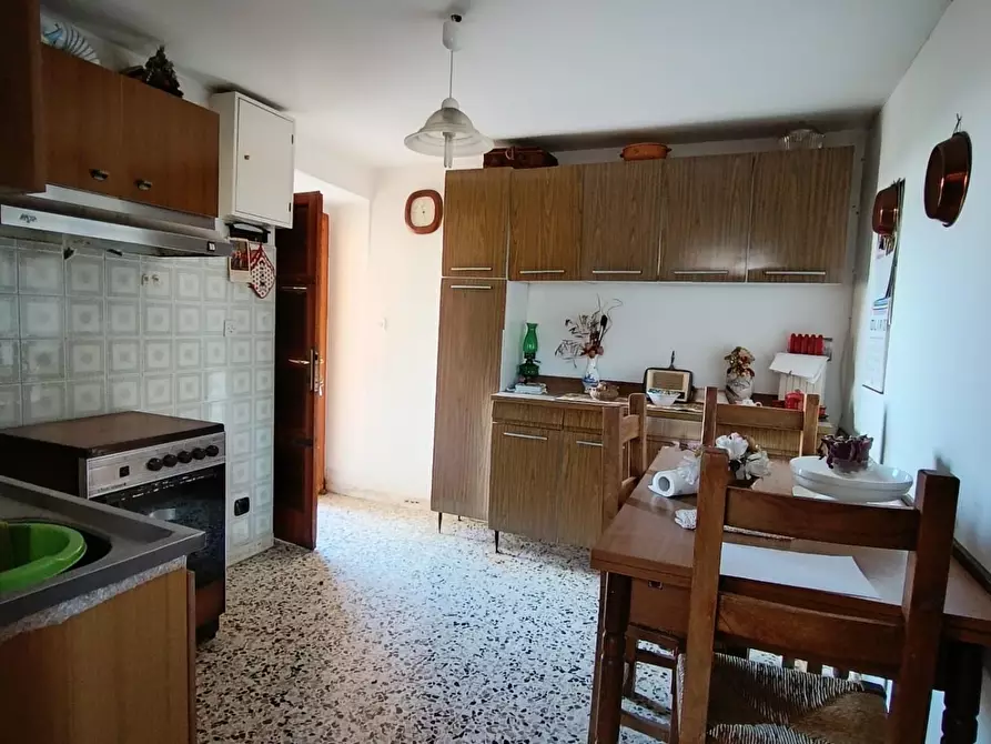 Immagine 8 di Terratetto in vendita  a Massa