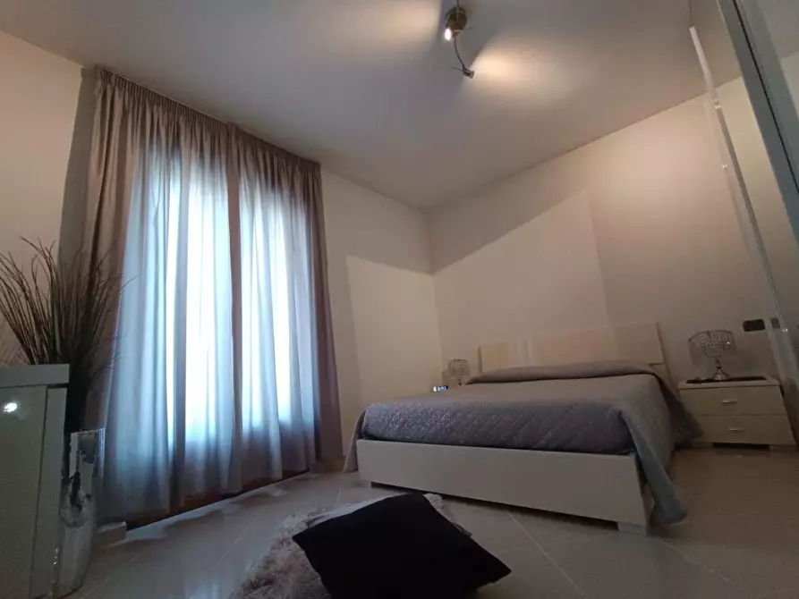 Immagine 16 di Casa bifamiliare in vendita  a Montignoso