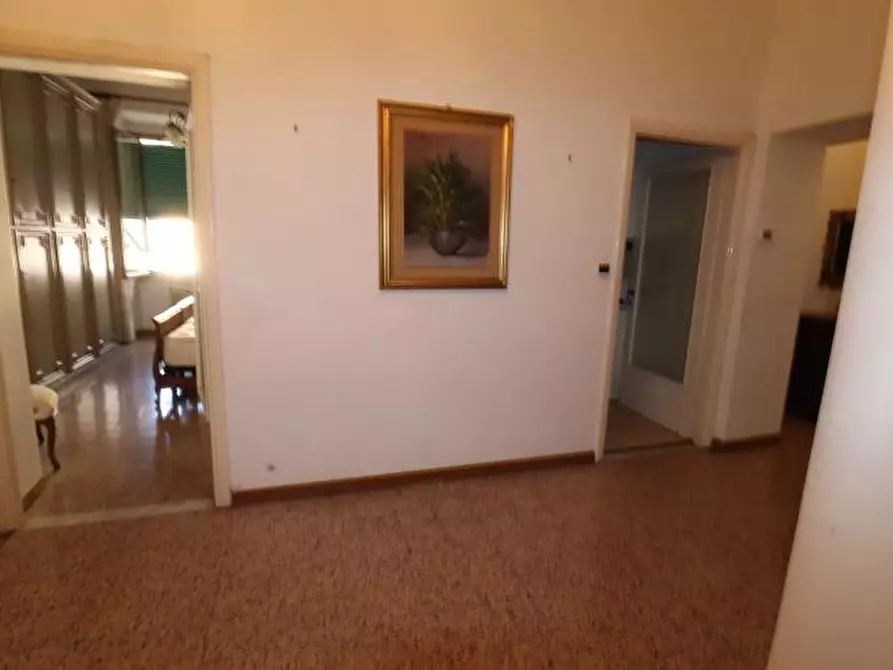 Immagine 7 di Appartamento in vendita  a La Spezia