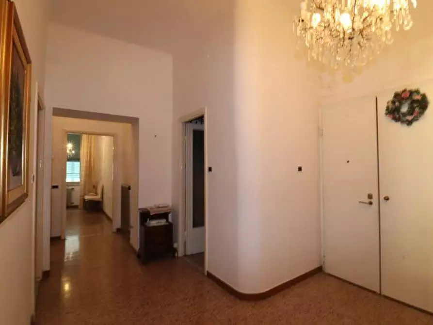 Immagine 3 di Appartamento in vendita  a La Spezia