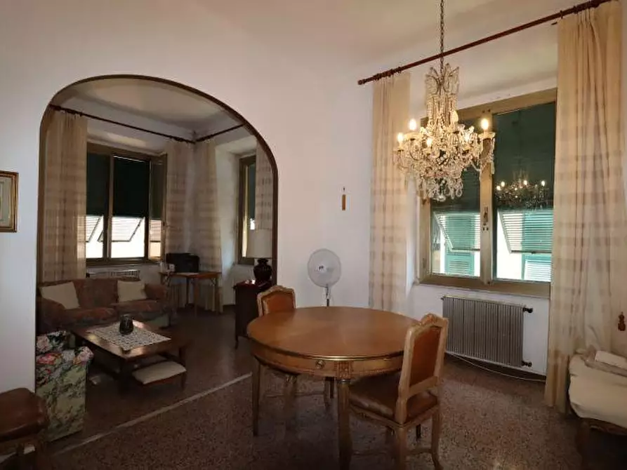 Immagine 1 di Appartamento in vendita  a La Spezia