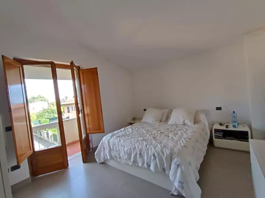 Immagine 26 di Casa bifamiliare in vendita  a Montignoso