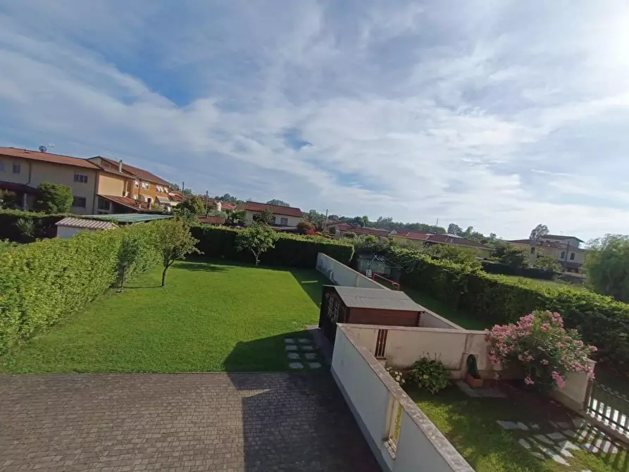 Immagine 4 di Casa bifamiliare in vendita  a Montignoso