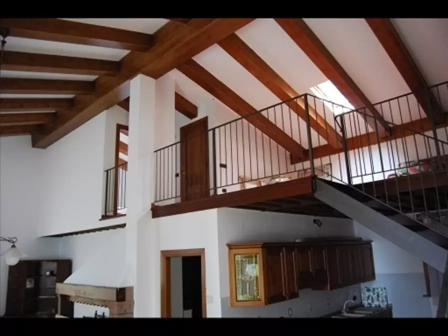 Immagine 11 di Deposito in vendita  a Montaione