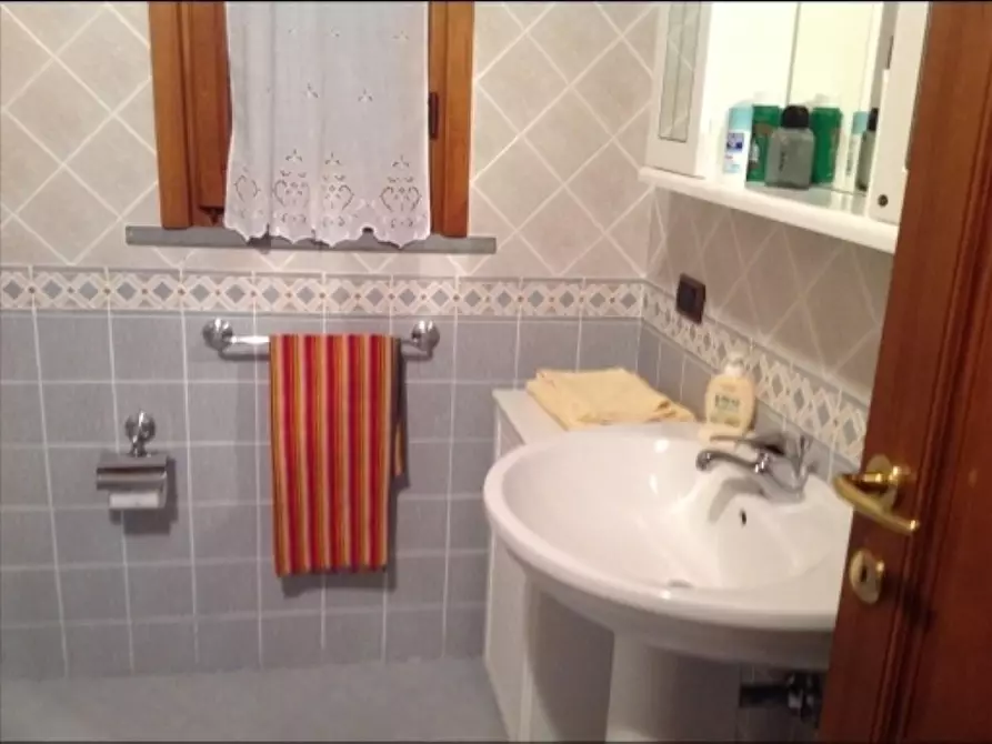 Immagine 16 di Deposito in vendita  a Montaione