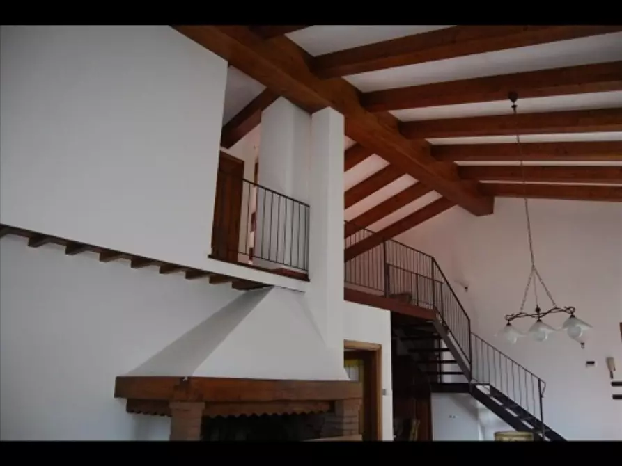 Immagine 14 di Deposito in vendita  a Montaione