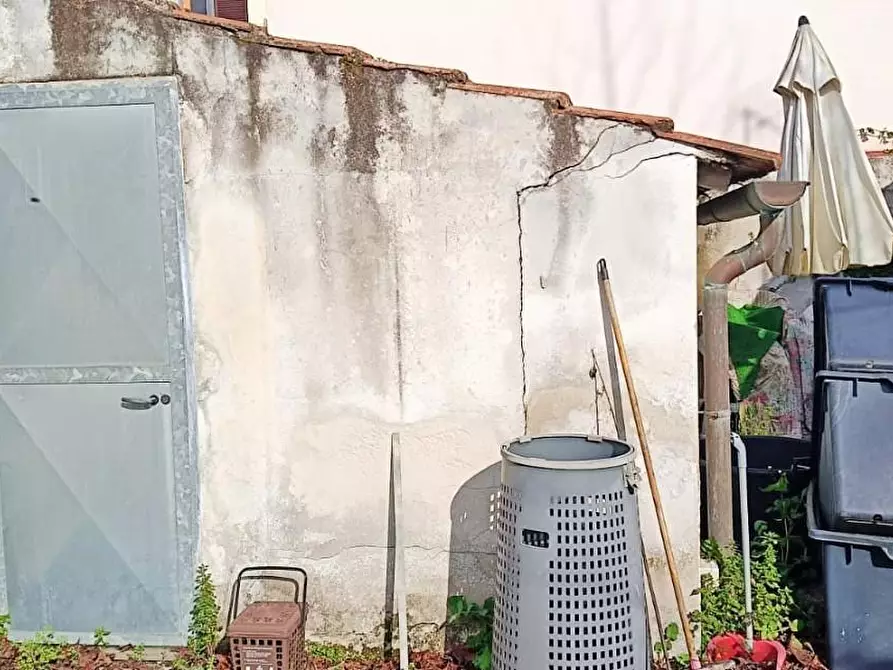 Immagine 37 di Casa bifamiliare in vendita  a Pisa