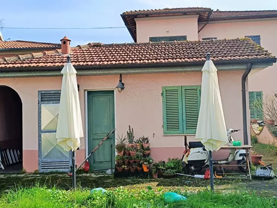 Immagine 3 di Casa bifamiliare in vendita  a Pisa