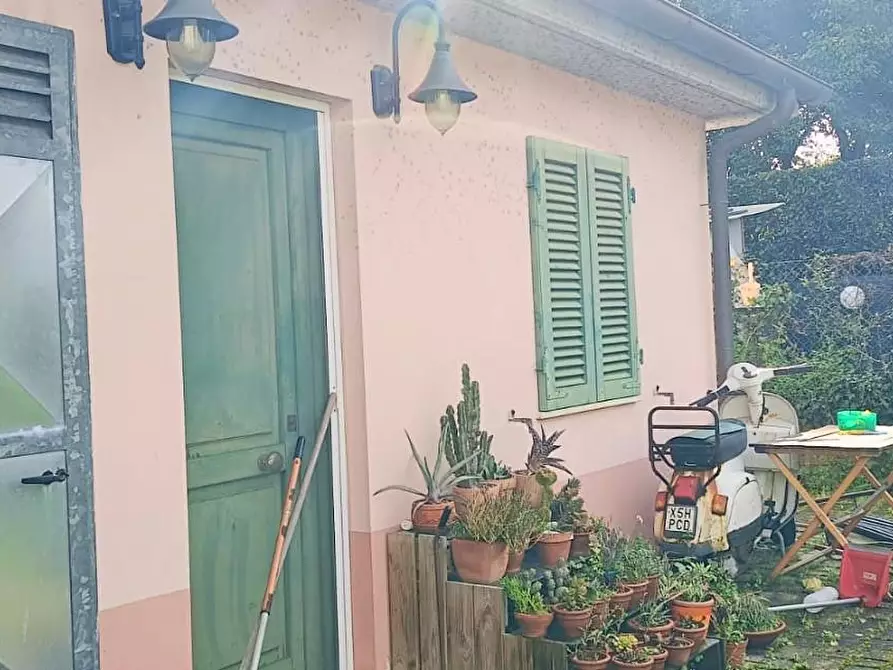 Immagine 36 di Casa bifamiliare in vendita  a Pisa