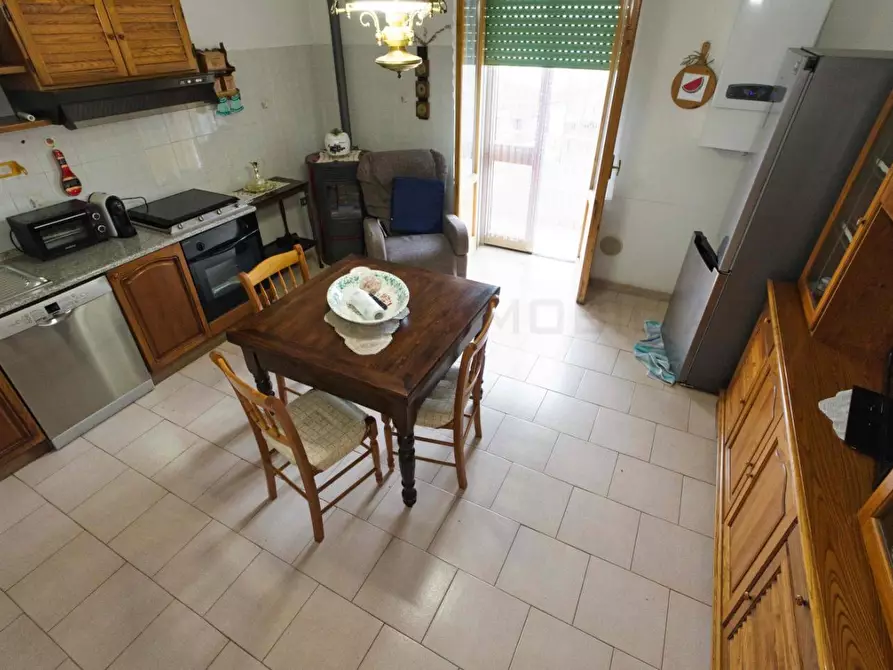 Immagine 15 di Appartamento in vendita  a Suvereto