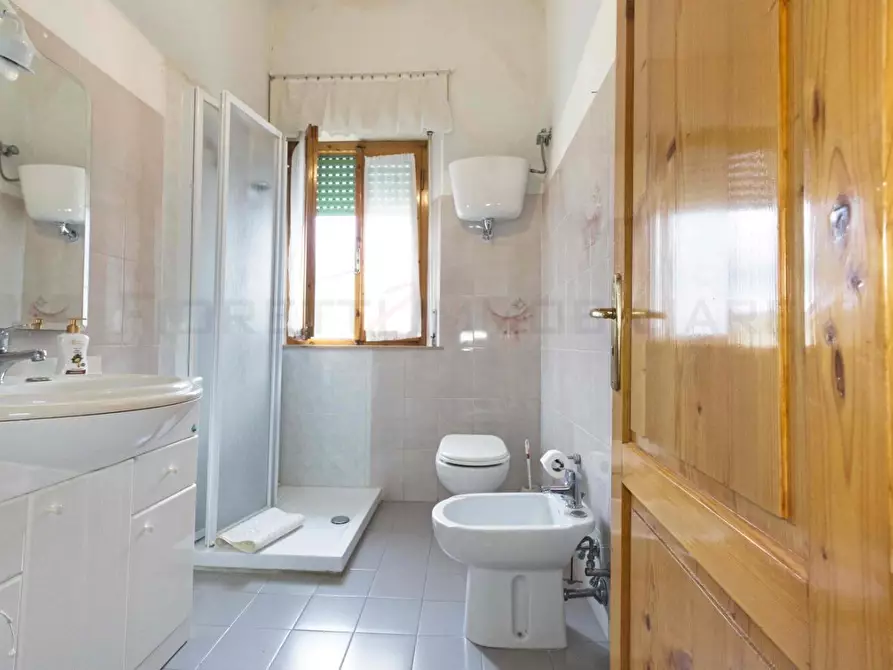 Immagine 22 di Appartamento in vendita  a Suvereto