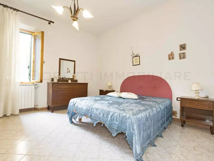 Immagine 25 di Appartamento in vendita  a Suvereto