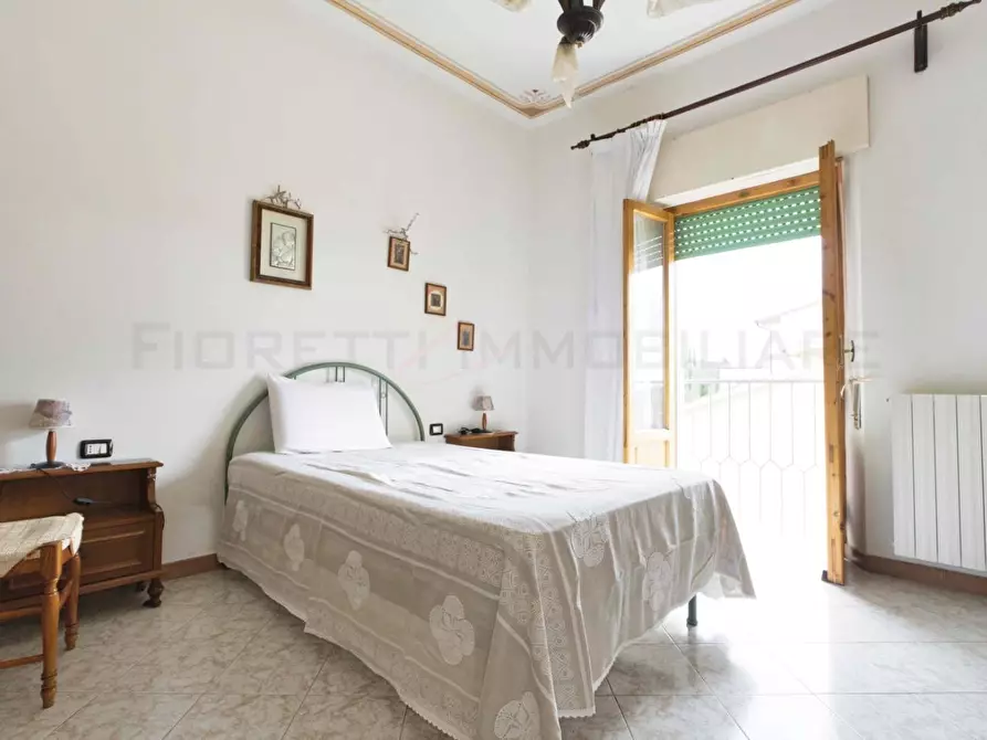 Immagine 17 di Appartamento in vendita  a Suvereto