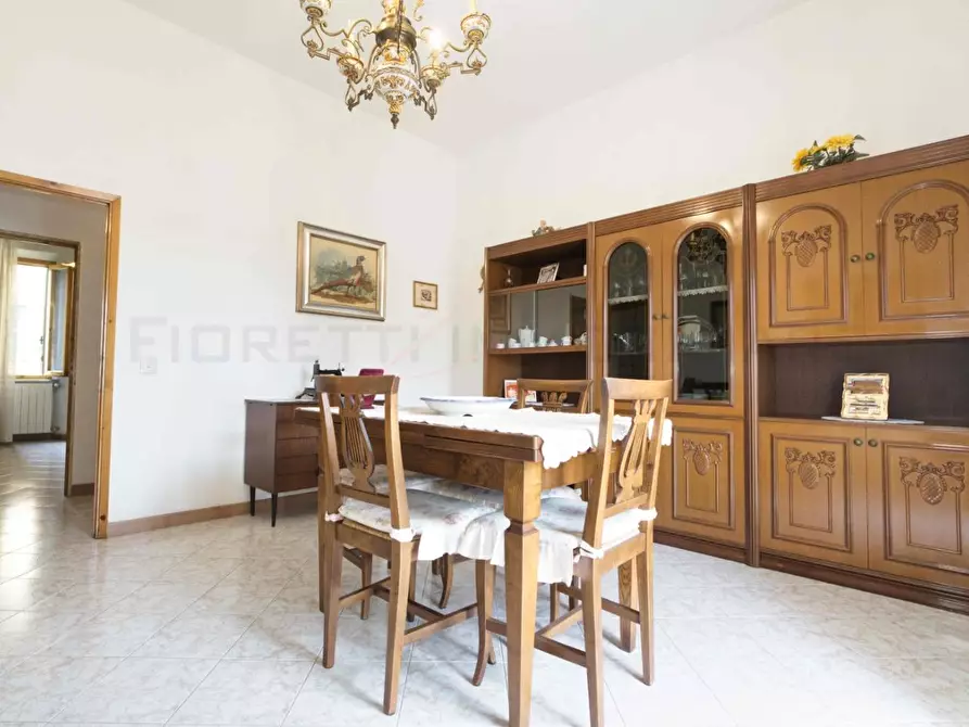 Immagine 3 di Appartamento in vendita  a Suvereto