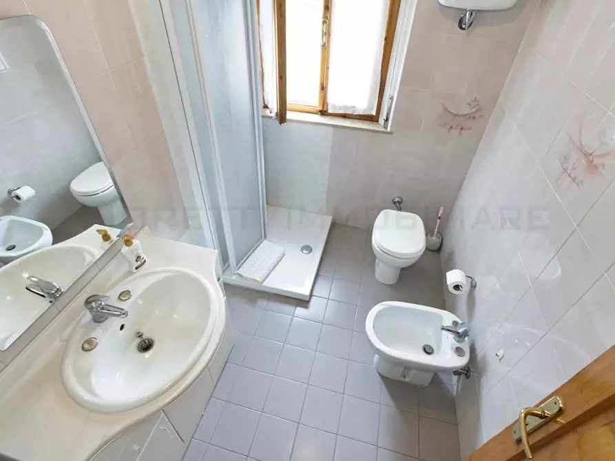 Immagine 23 di Appartamento in vendita  a Suvereto