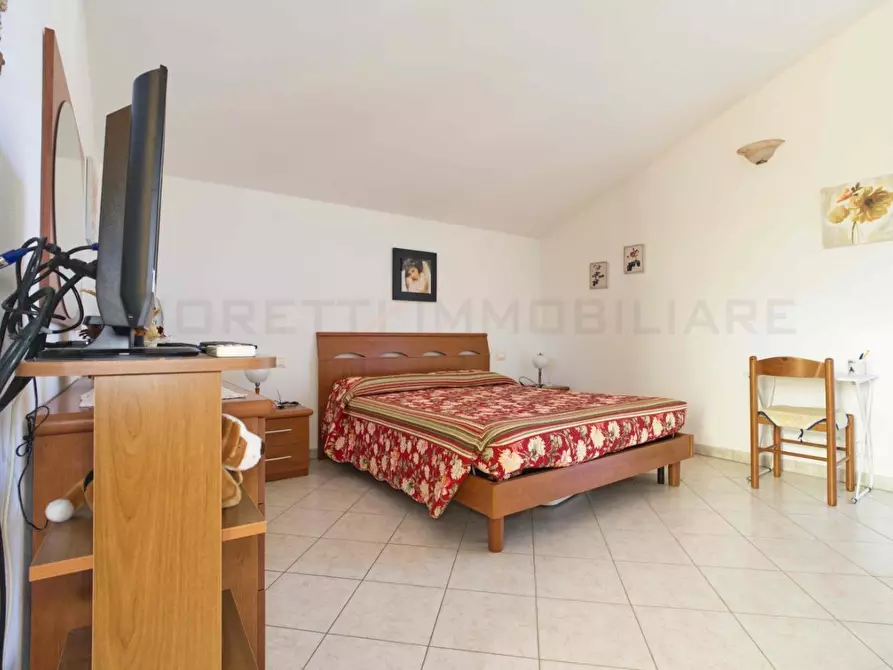 Immagine 17 di Appartamento in vendita  a Piombino