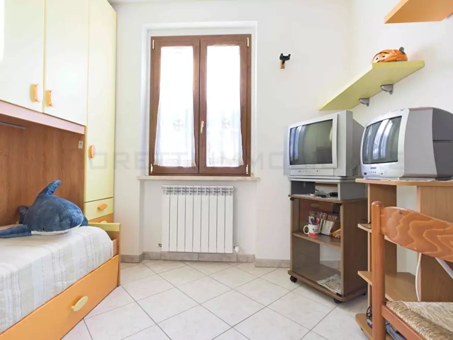 Immagine 11 di Appartamento in vendita  a Piombino