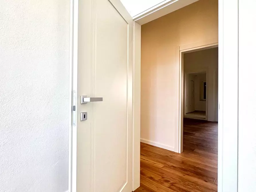 Immagine 21 di Appartamento in vendita  a Empoli