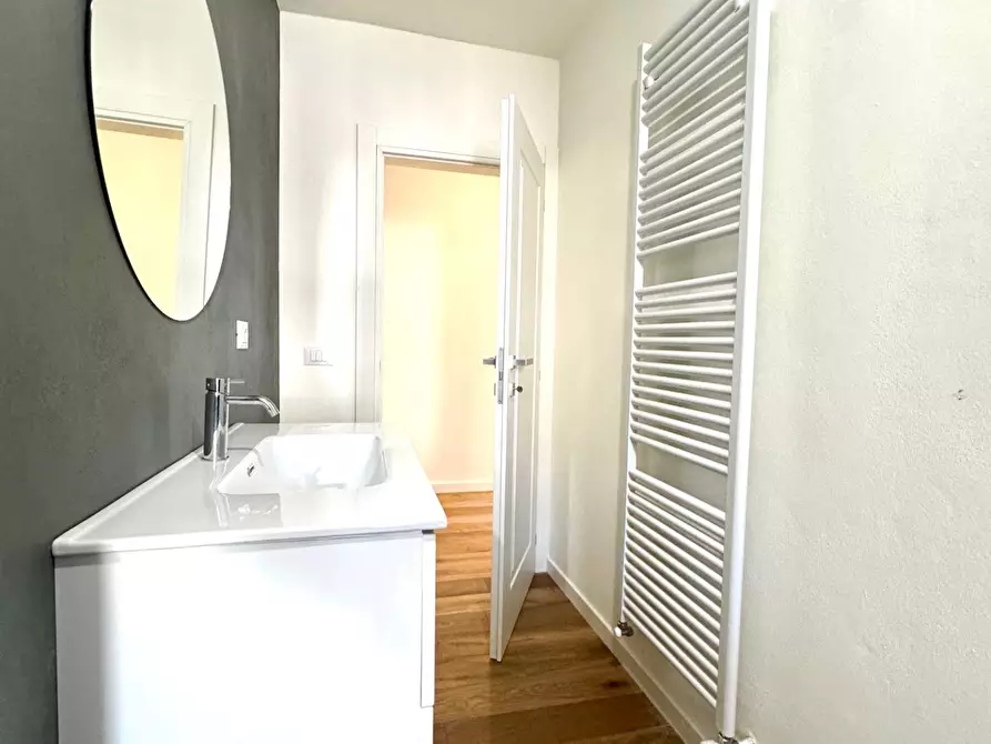 Immagine 37 di Appartamento in vendita  a Empoli