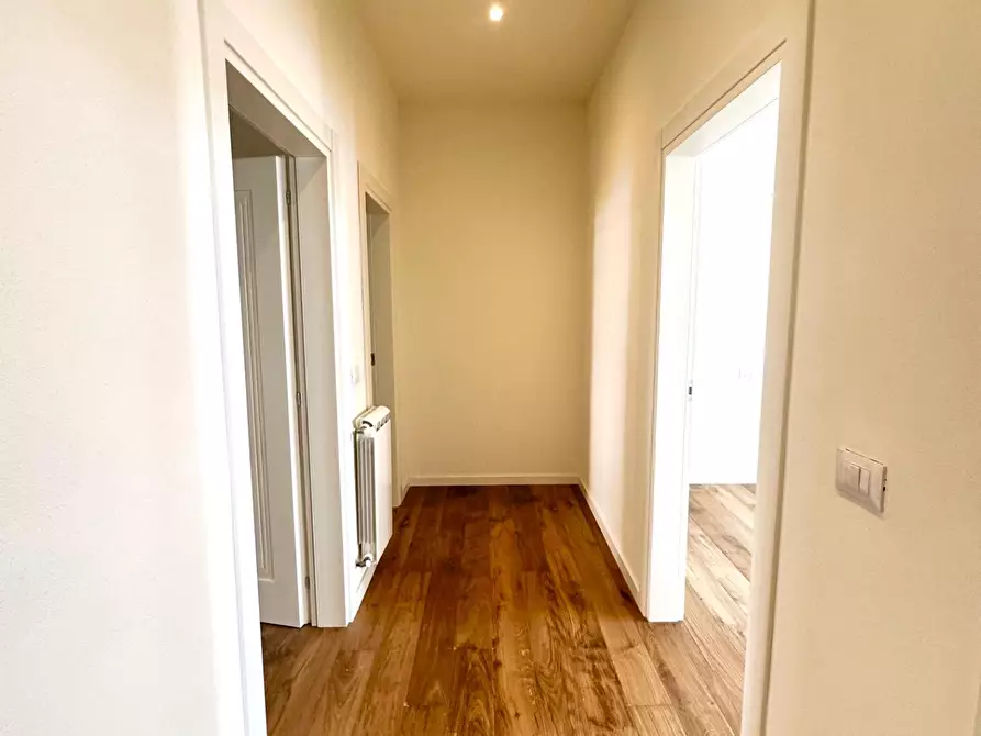 Immagine 18 di Appartamento in vendita  a Empoli