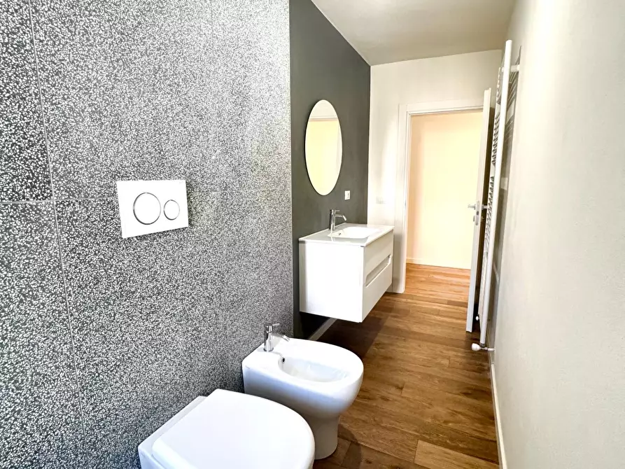 Immagine 51 di Appartamento in vendita  a Empoli