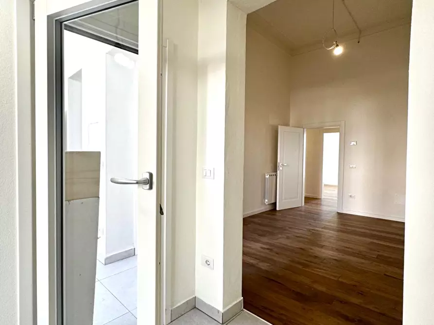 Immagine 46 di Appartamento in vendita  a Empoli