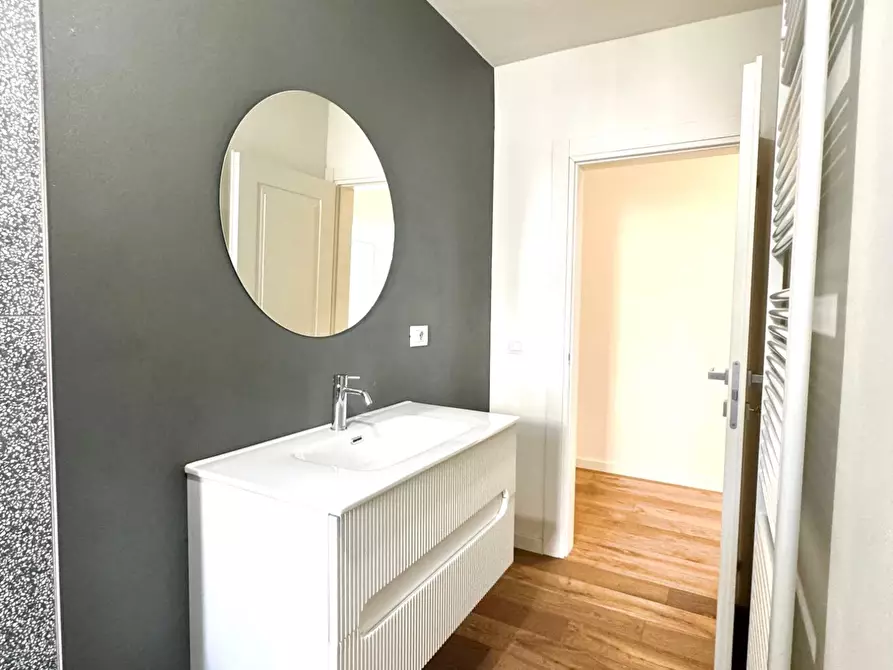 Immagine 50 di Appartamento in vendita  a Empoli