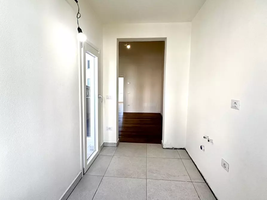 Immagine 11 di Appartamento in vendita  a Empoli