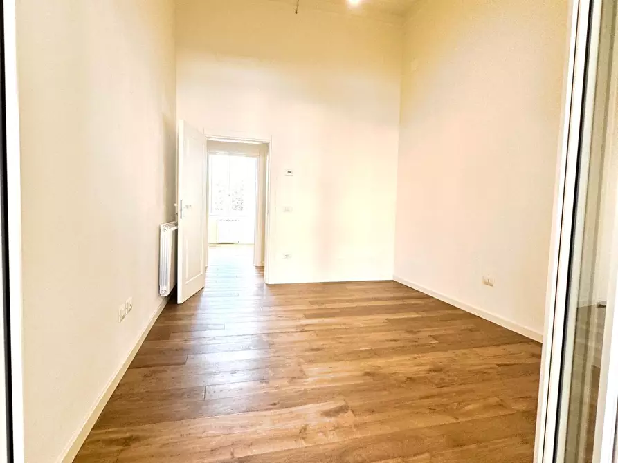 Immagine 16 di Appartamento in vendita  a Empoli