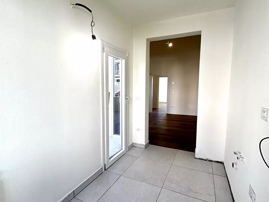 Immagine 30 di Appartamento in vendita  a Empoli