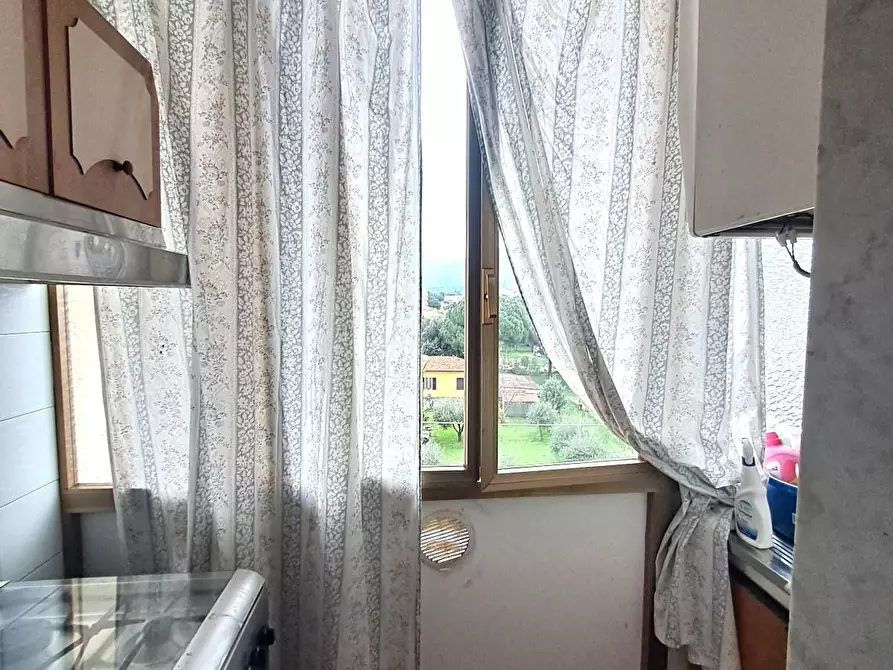 Immagine 8 di Appartamento in vendita  a Massa