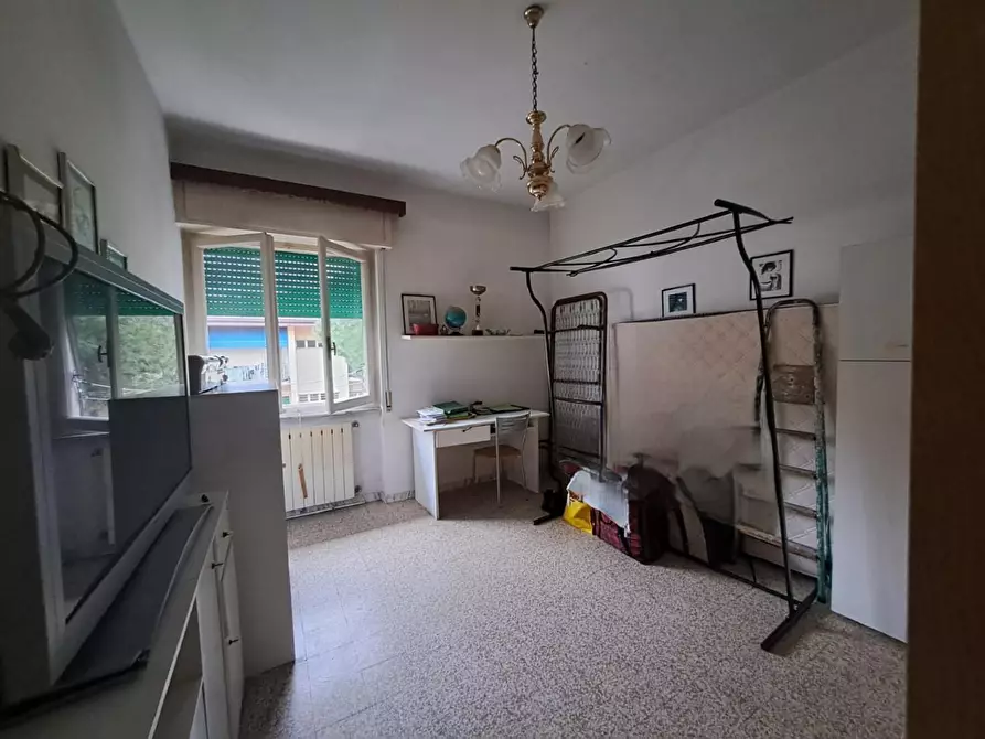 Immagine 15 di Appartamento in vendita  a Massa