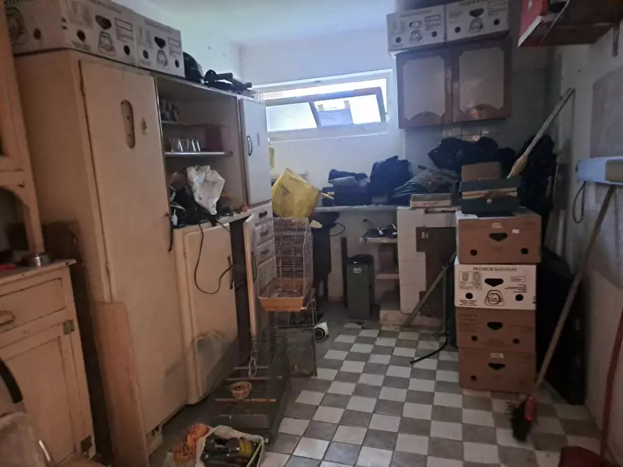 Immagine 18 di Appartamento in vendita  a Massa