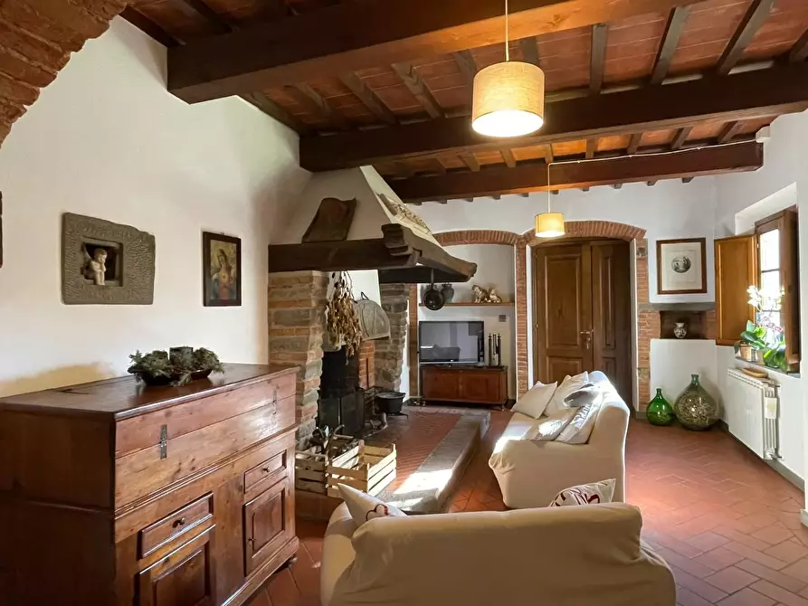 Immagine 43 di Azienda agricola in vendita  a Lastra A Signa