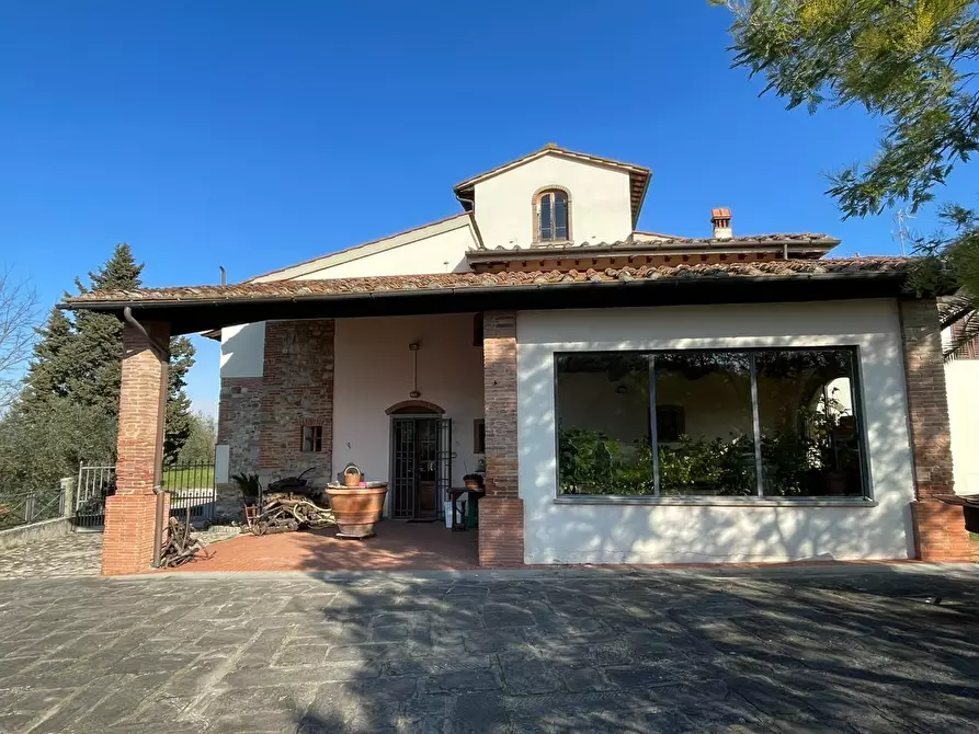 Immagine 34 di Azienda agricola in vendita  a Lastra A Signa