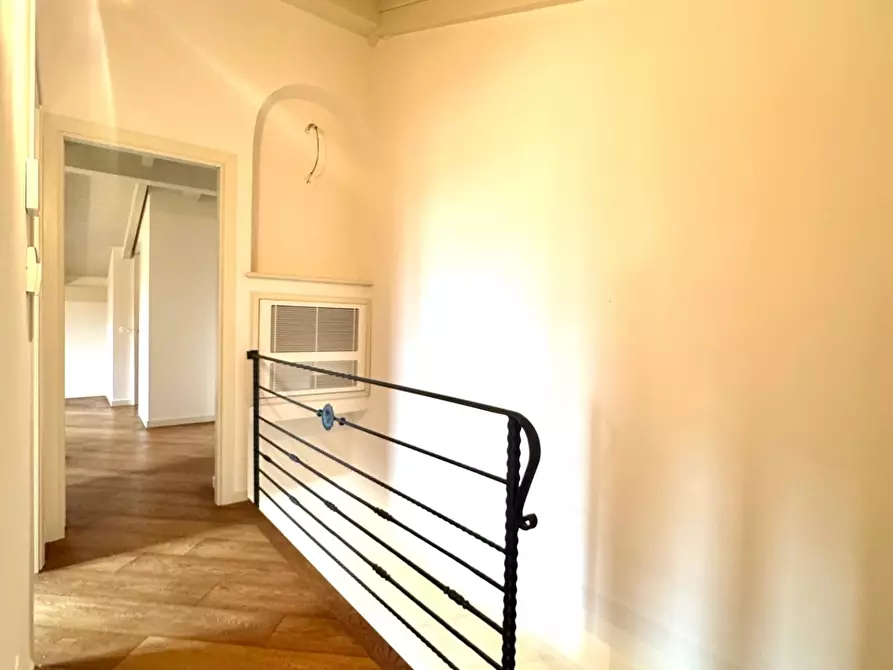 Immagine 28 di Villa in vendita  a Empoli