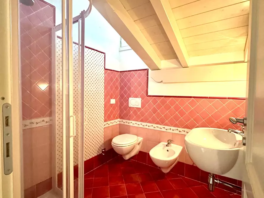 Immagine 32 di Villa in vendita  a Empoli