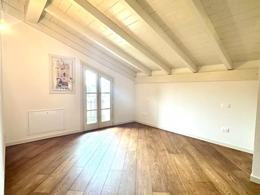 Immagine 35 di Villa in vendita  a Empoli