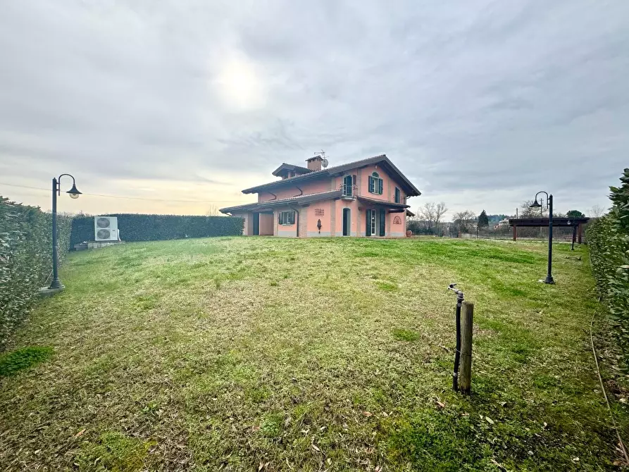 Immagine 9 di Villa in vendita  a Empoli