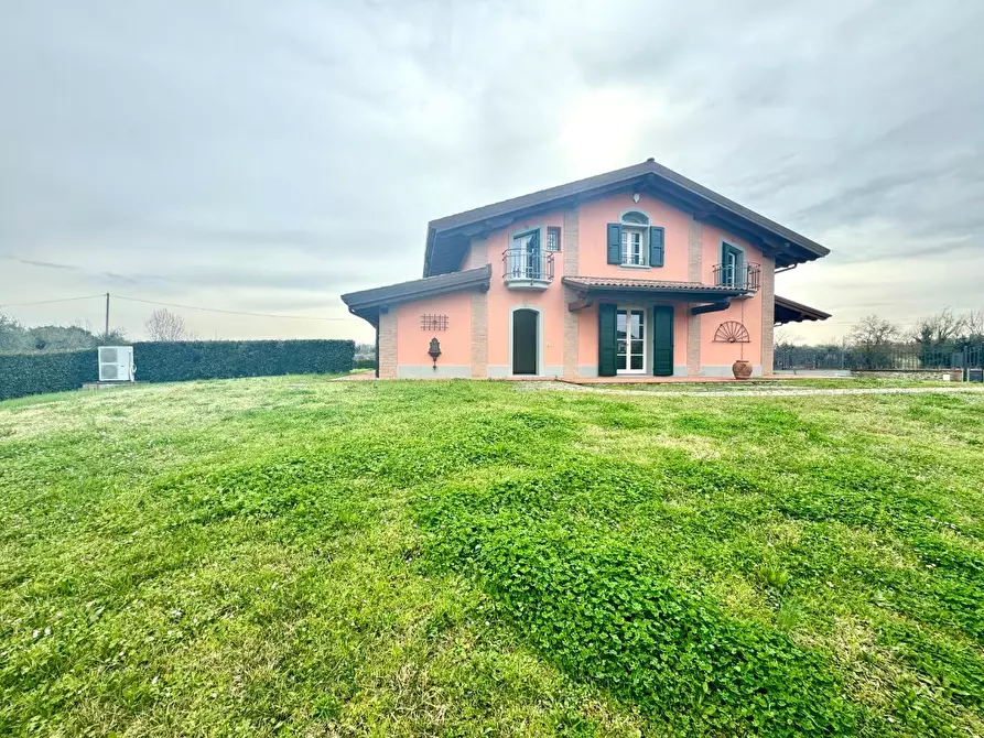 Immagine 16 di Villa in vendita  a Empoli