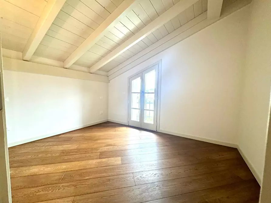 Immagine 30 di Villa in vendita  a Empoli