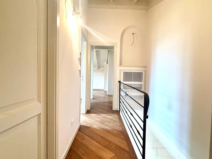 Immagine 27 di Villa in vendita  a Empoli