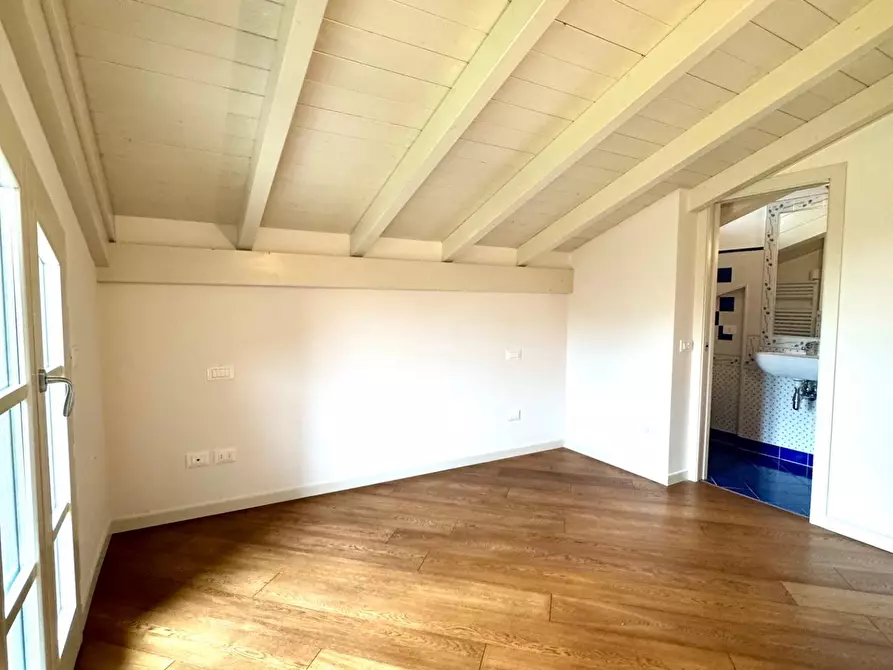 Immagine 42 di Villa in vendita  a Empoli