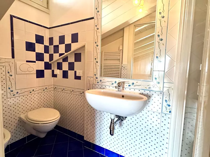 Immagine 50 di Villa in vendita  a Empoli