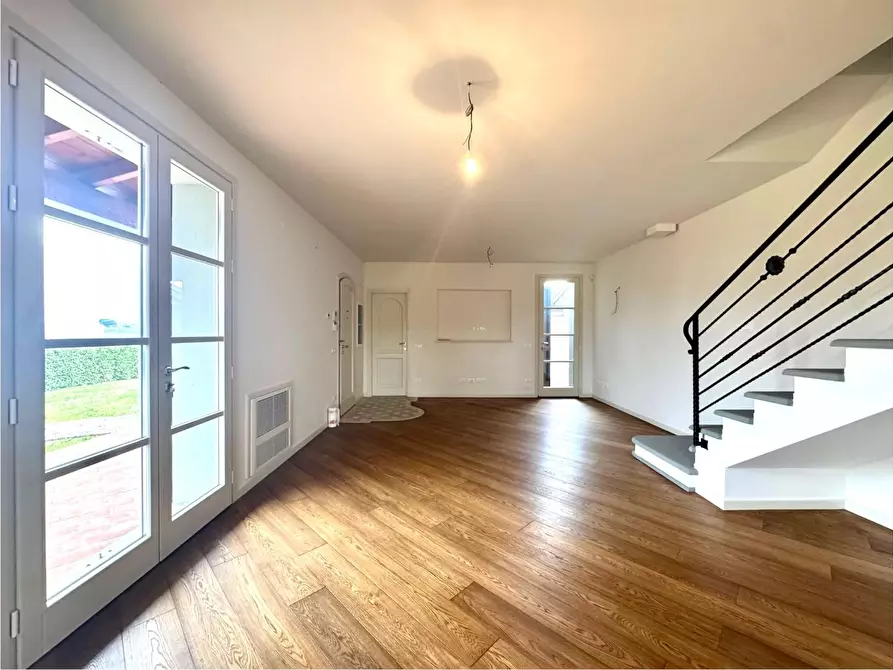 Immagine 20 di Villa in vendita  a Empoli