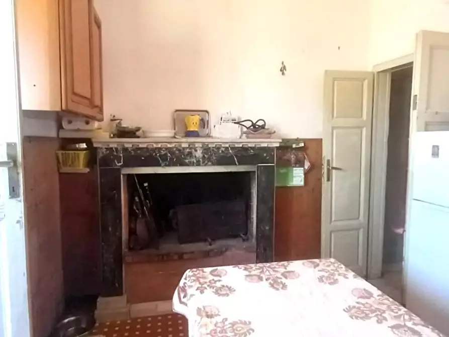 Immagine 81 di Appartamento in vendita  a Carrara