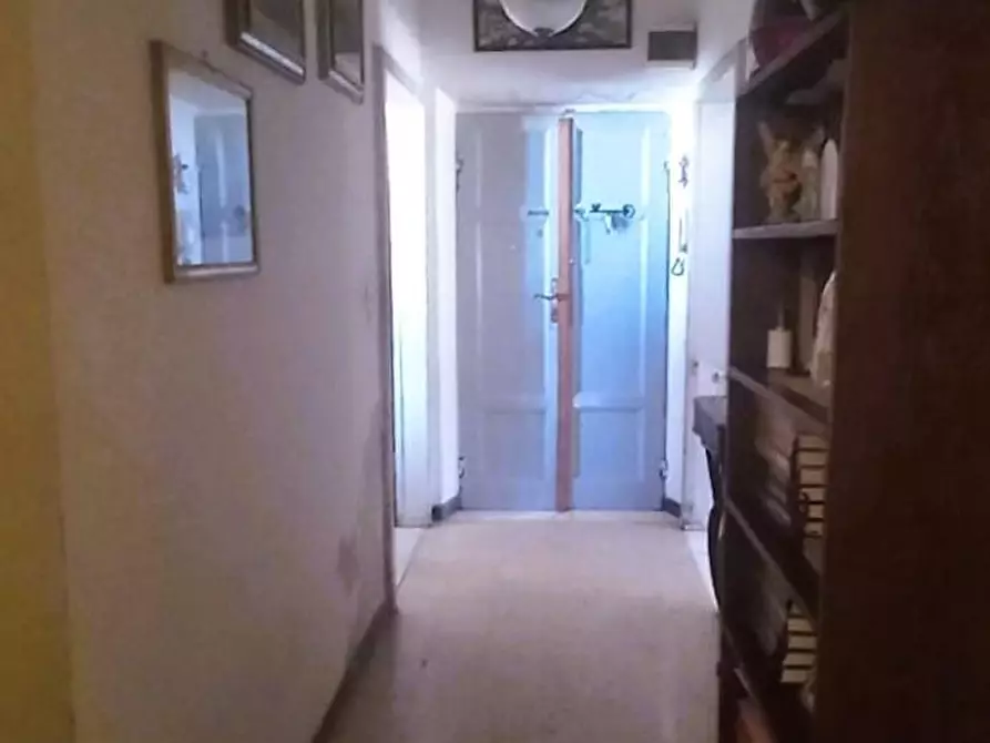 Immagine 60 di Appartamento in vendita  a Carrara