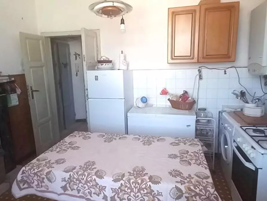 Immagine 85 di Appartamento in vendita  a Carrara